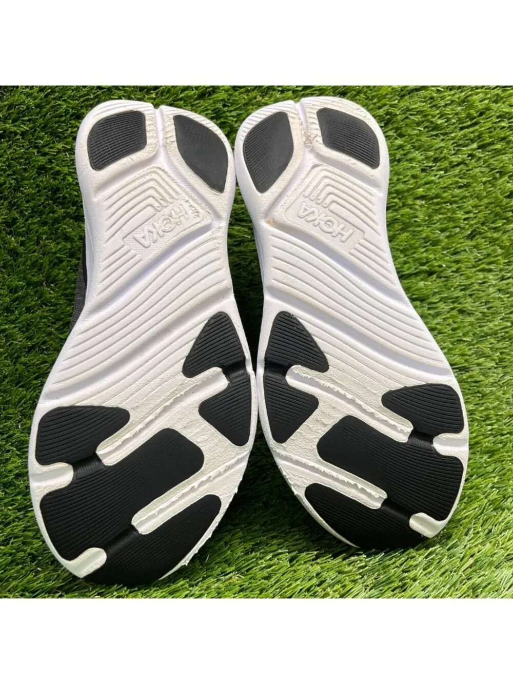 Hoka please review